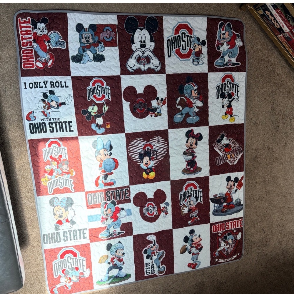 Ohio State Buckeyes Mickey Mouse Disney Quilt Throw Blanket Scarlet Gray 60x70